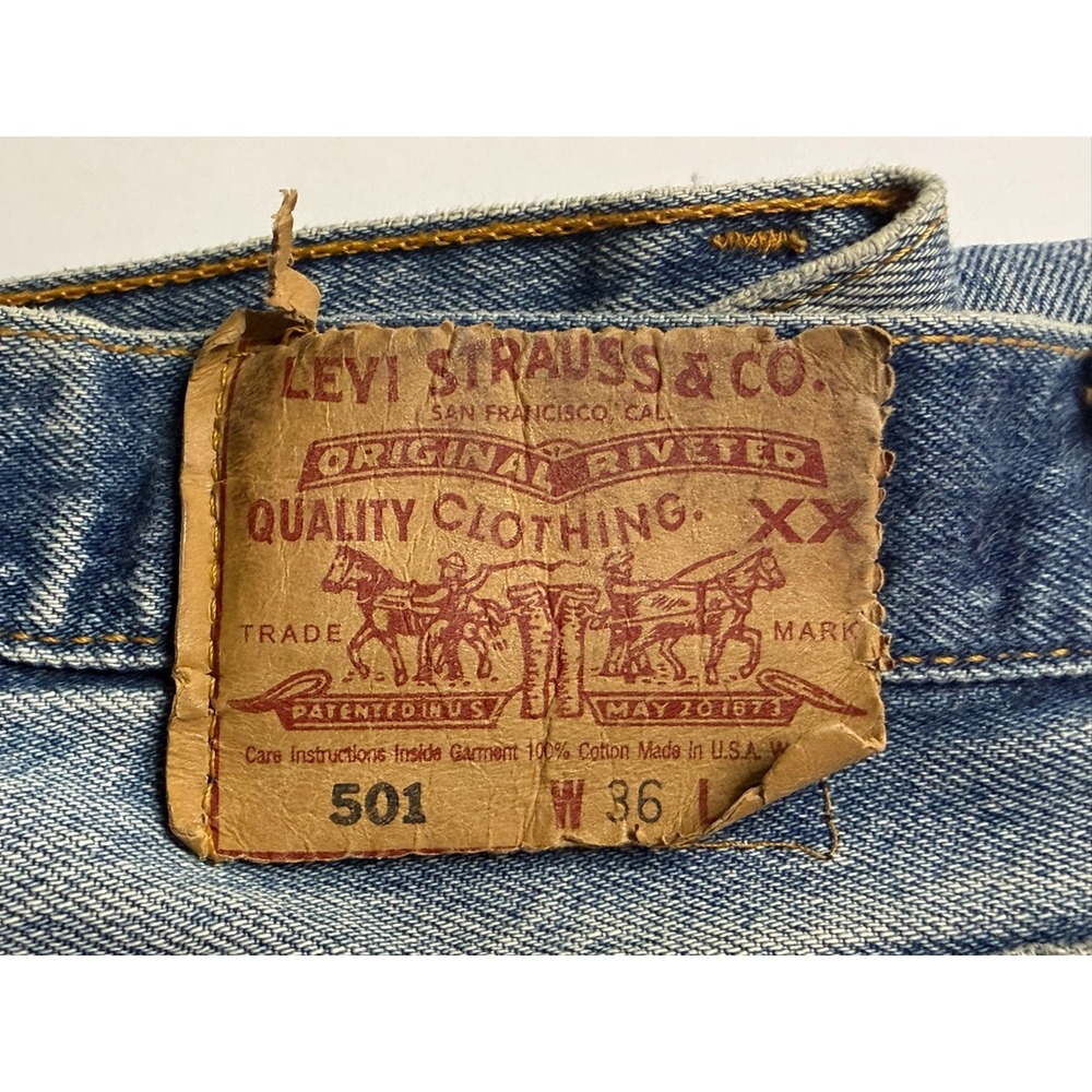 Vintage Levi's 501 Jeans USA W36 L30 Distressed Button Fly Straight Leg Grunge - Picture 3 of 16